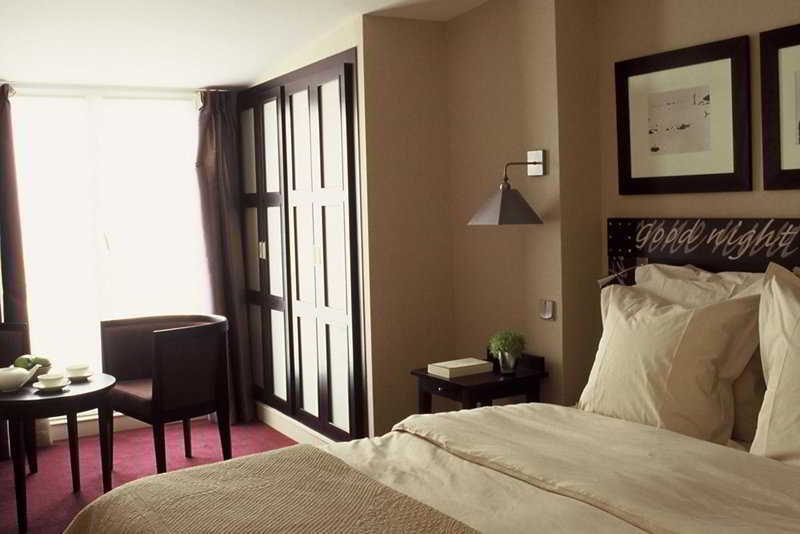 Le Senat Hotel Париж Стая снимка
